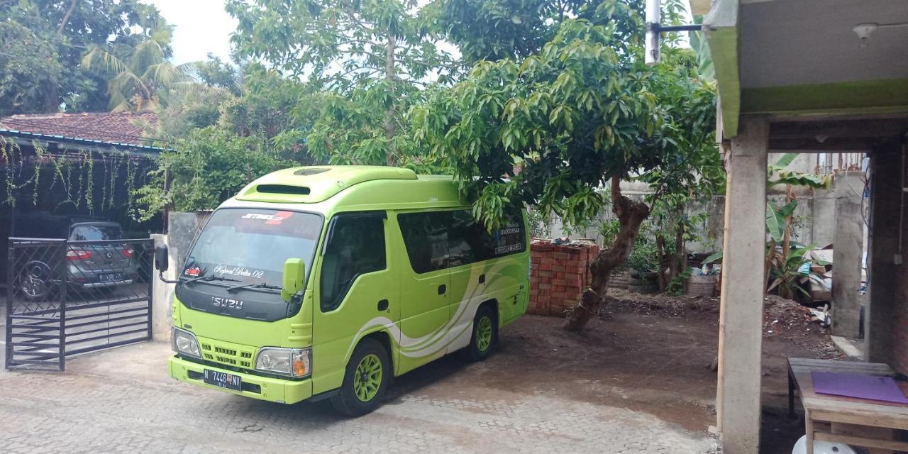 Cheap Inn Banyuwangi بانيووانجى المظهر الخارجي الصورة