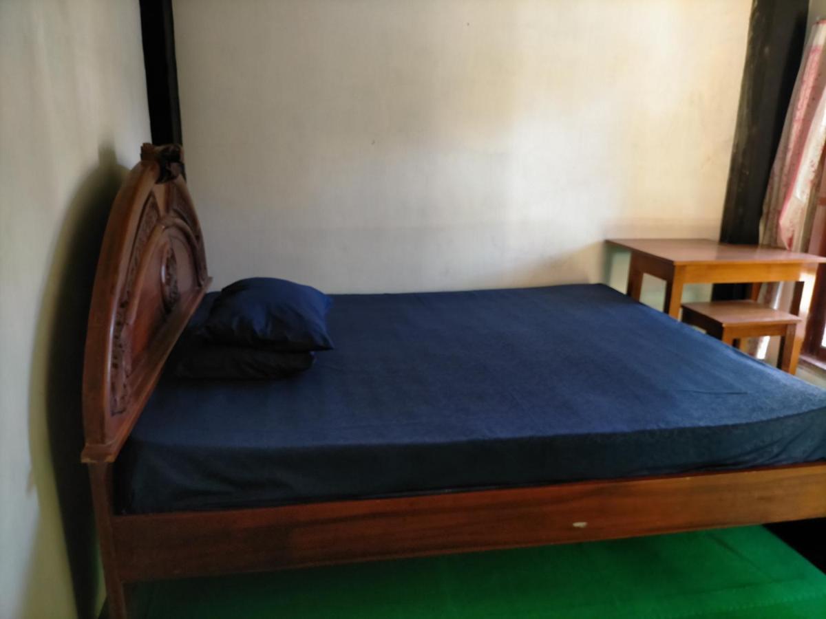 Cheap Inn Banyuwangi بانيووانجى المظهر الخارجي الصورة