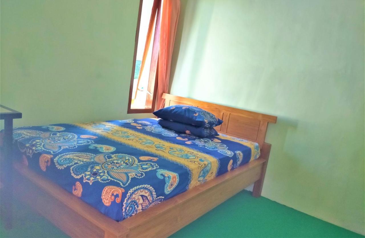 Cheap Inn Banyuwangi بانيووانجى المظهر الخارجي الصورة