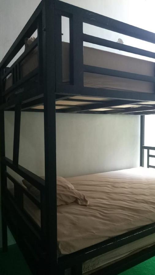 Cheap Inn Banyuwangi بانيووانجى المظهر الخارجي الصورة