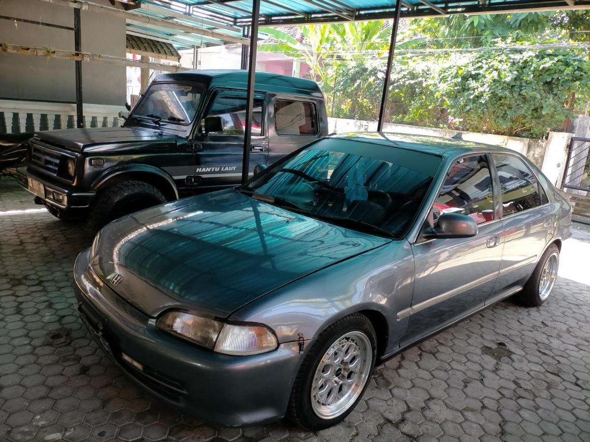 Cheap Inn Banyuwangi بانيووانجى المظهر الخارجي الصورة